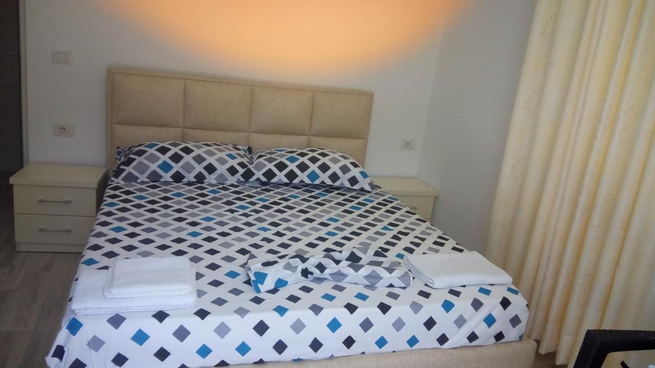 Condo Rooms Sarandë Exterior foto